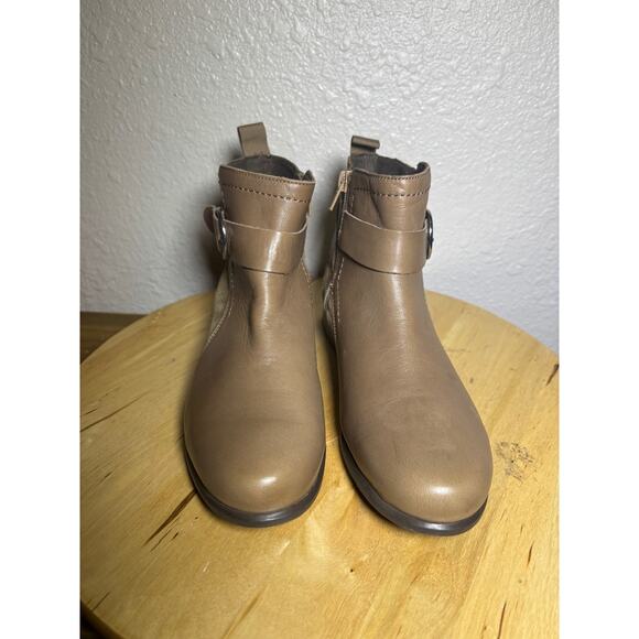 Munro Chestnut Boots Beige Leather Ankle Booties Comfort Travel Western size 7 - Picture 4 of 9
